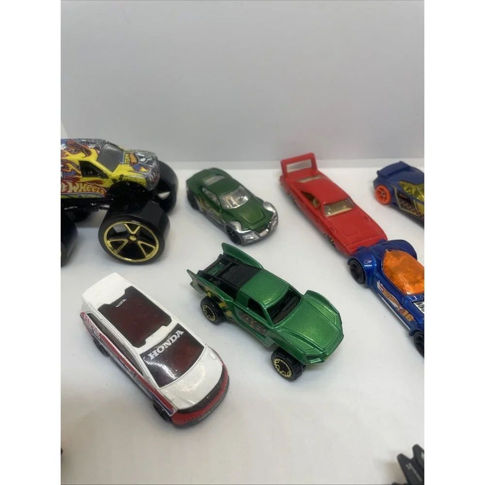 Hot Wheels Cars and 1 Monster Truck,vroom Truck and Loose Lot Of 20 In All Total